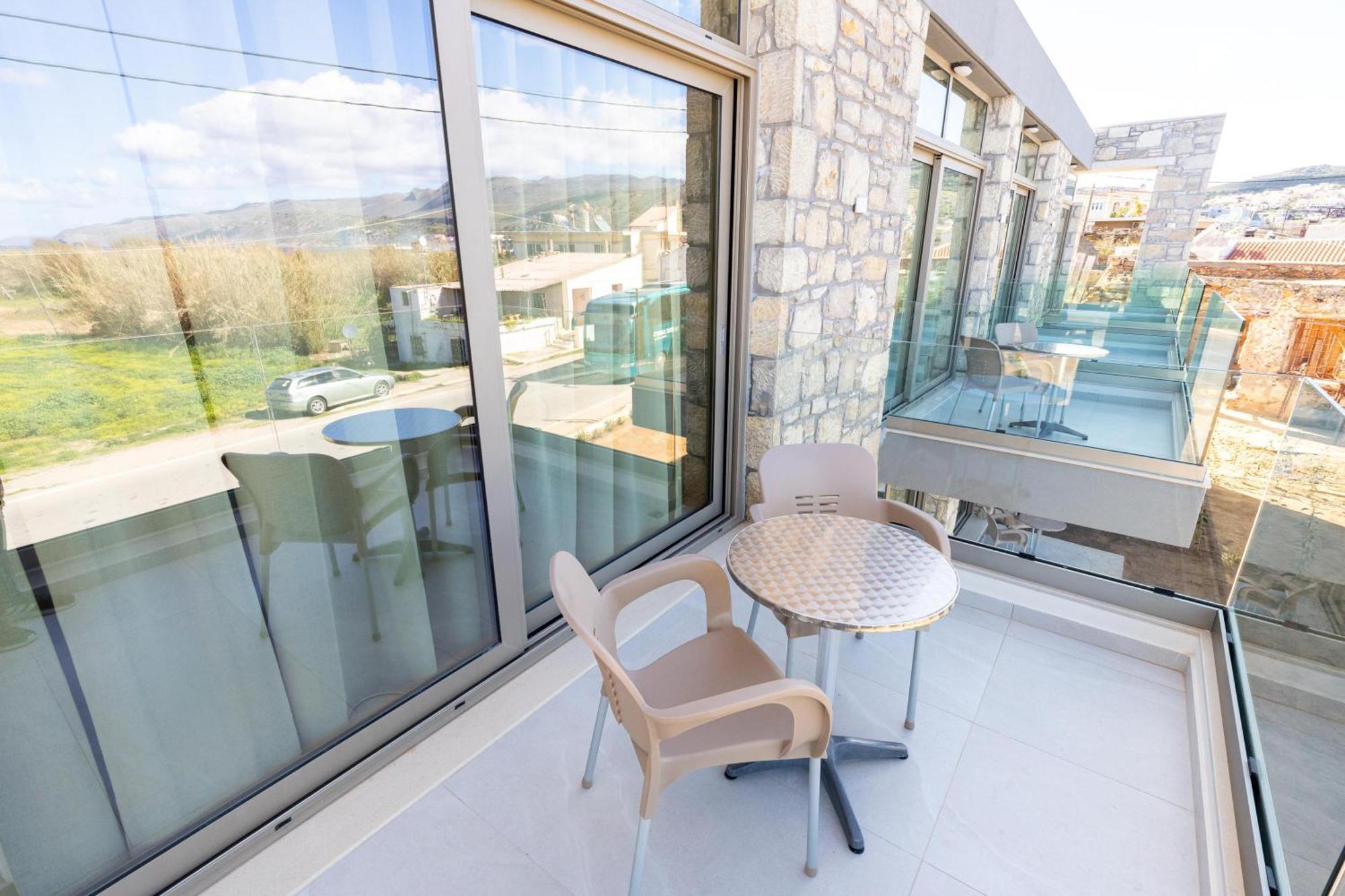 Achatis Apartments With Sea View Kolymvári Eksteriør bilde