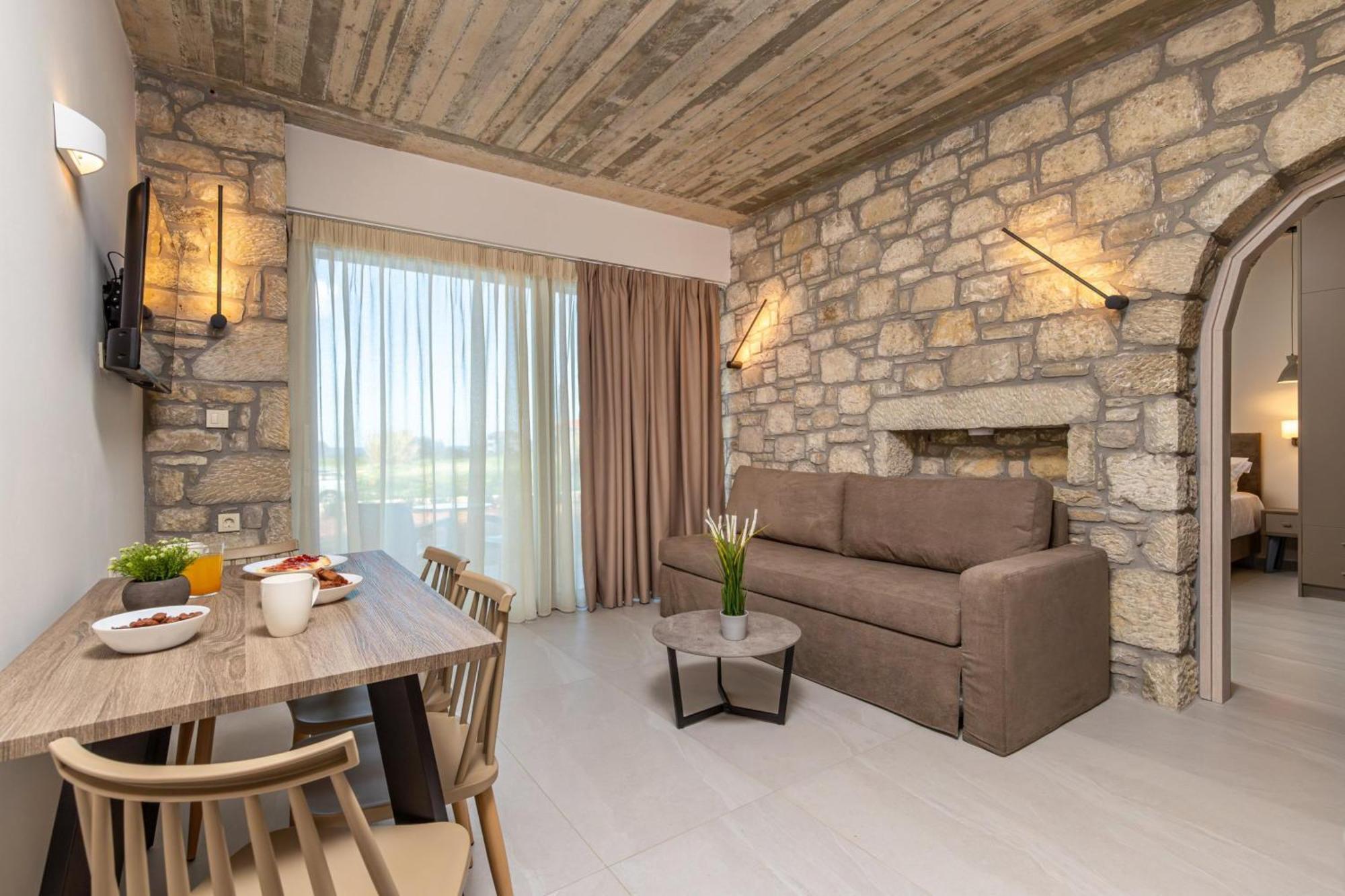 Achatis Apartments With Sea View Kolymvári Eksteriør bilde